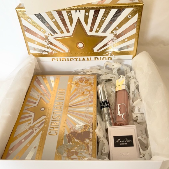 Dior Limited edition Holiday cosmetic bag + full/travel size bundle - Picture 11 of 12